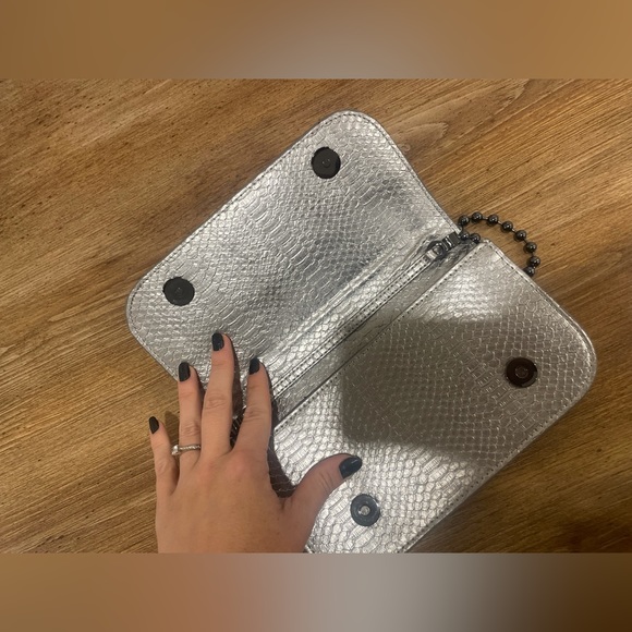 Clutch style bag - Picture 3 of 5